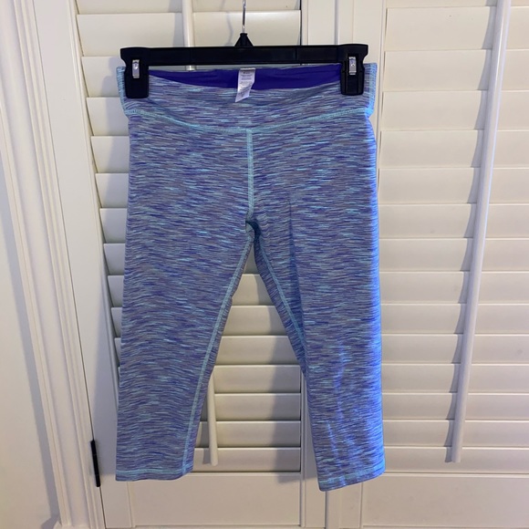 Cropped Ivivva/Lululemon leggings - Picture 1 of 4